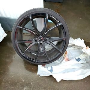 Set of Vangard Rims 245/30z/R20